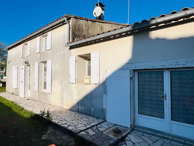 Maison À Vendre A 2 PAS DU PORT DE RIVEDOUX PLAGE — photo du bien