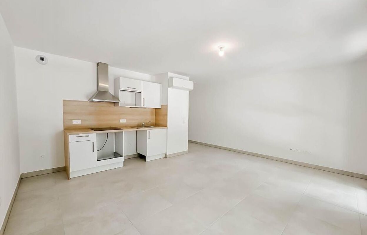 appartement 2 pièces 34 m2 à vendre à Nîmes (30900)