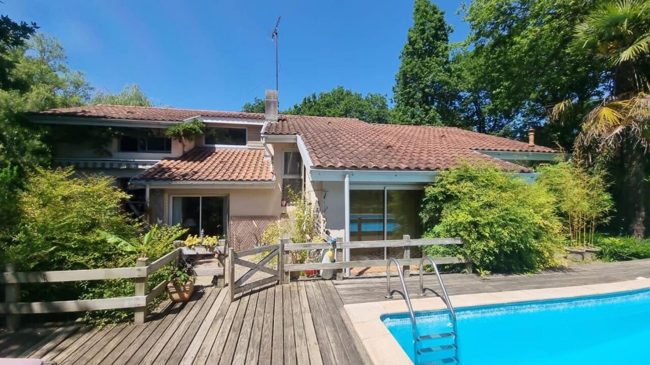 maison 6 pièces 140 m2 à vendre à Dax (40100)