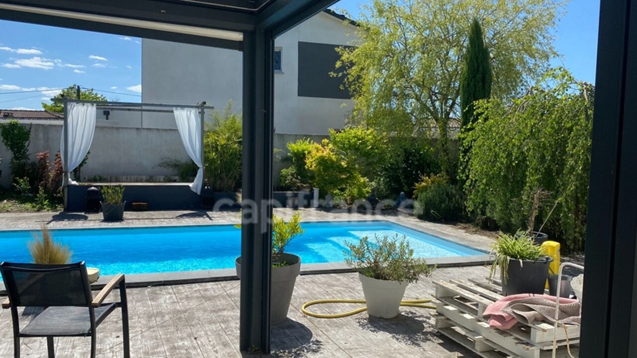 maison 5 pièces 132 m2 à vendre à Parempuyre (33290)