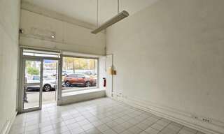 Commerce  60 m² à louer à Le Port (97420)