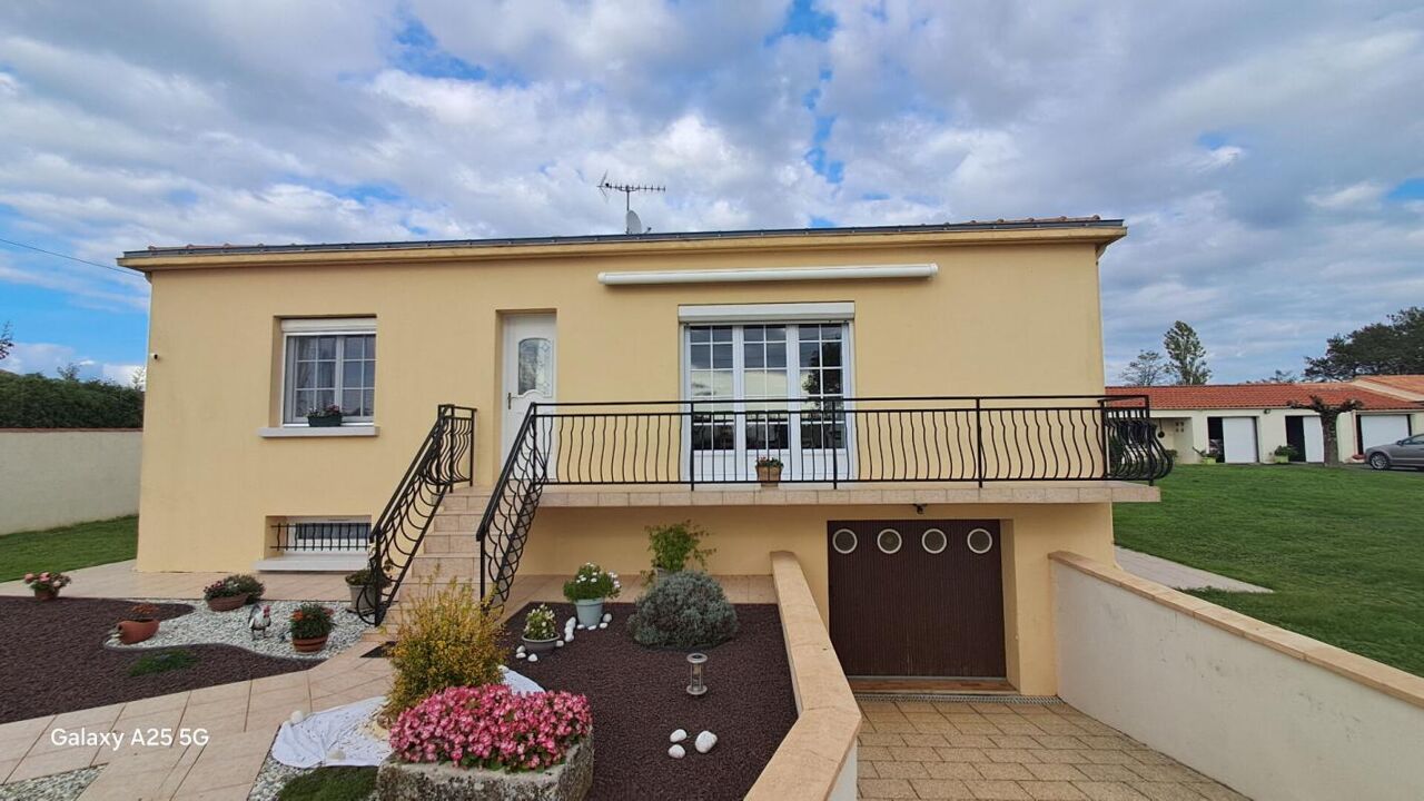 maison 5 pièces 140 m2 à vendre à Montreuil (85200)