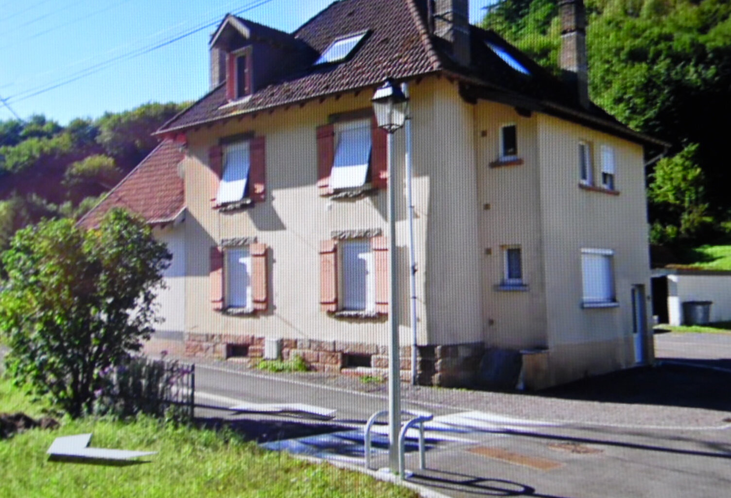 SENONES MAISON DE DEUX APPARTEMENTS — photo 1