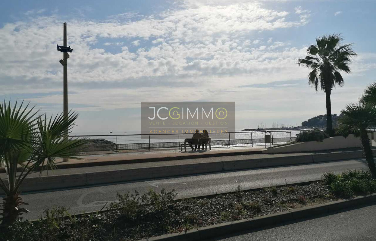 commerce  pièces 100 m2 à vendre à Cavalaire-sur-Mer (83240)