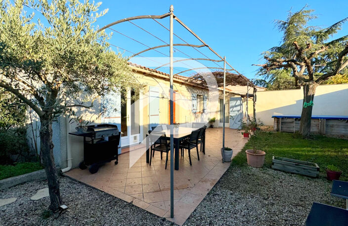 Pertuis - Maison T5 de 107 m2 sur une terrain de 387 m2 Pisci... — photo 2