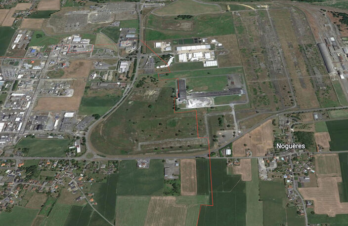 Local pro  Mourenx / Pardies / Artix  200 m2 — photo 2