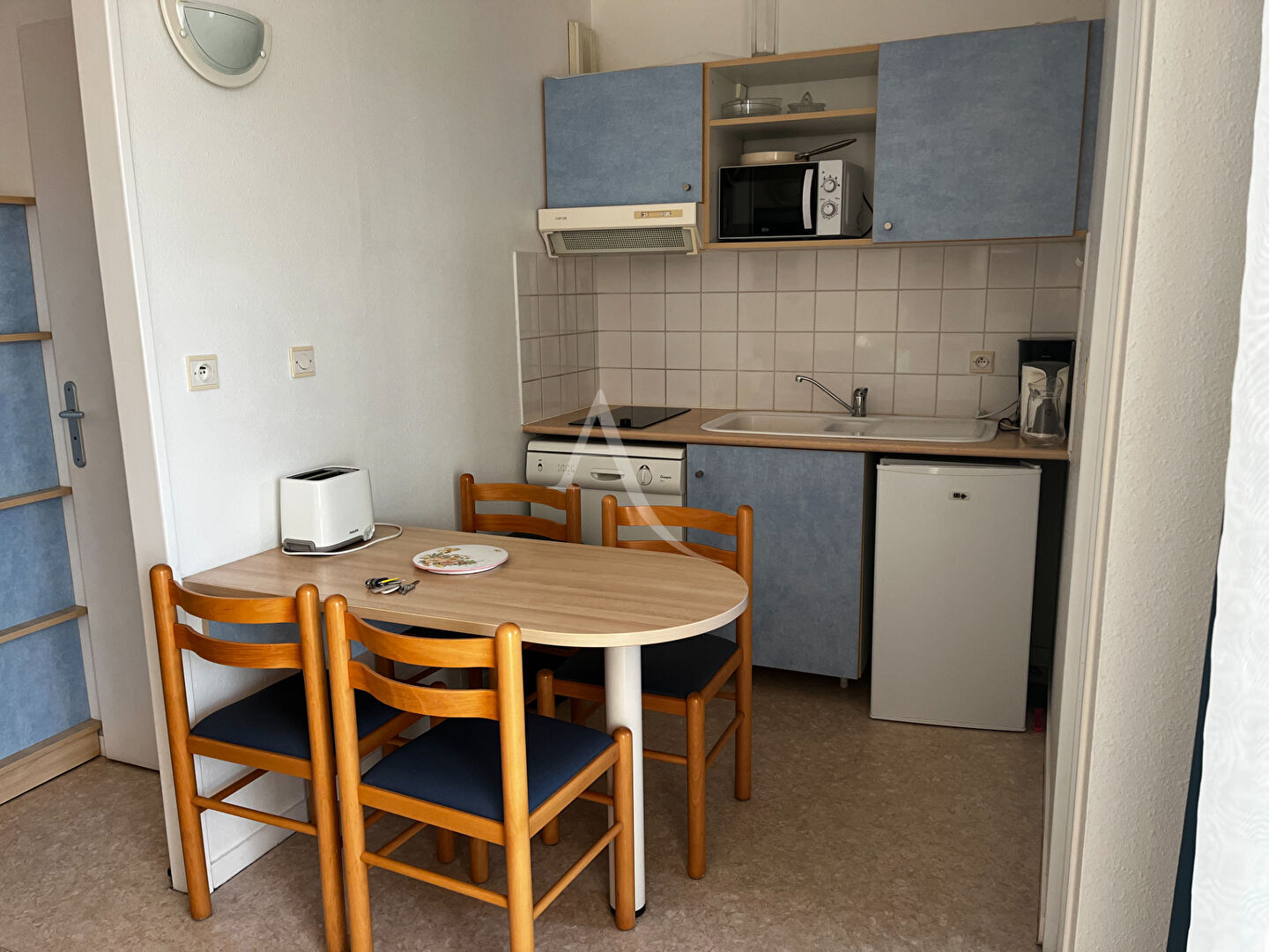 Appartement 1 pièces  à louer Rochefort 17300