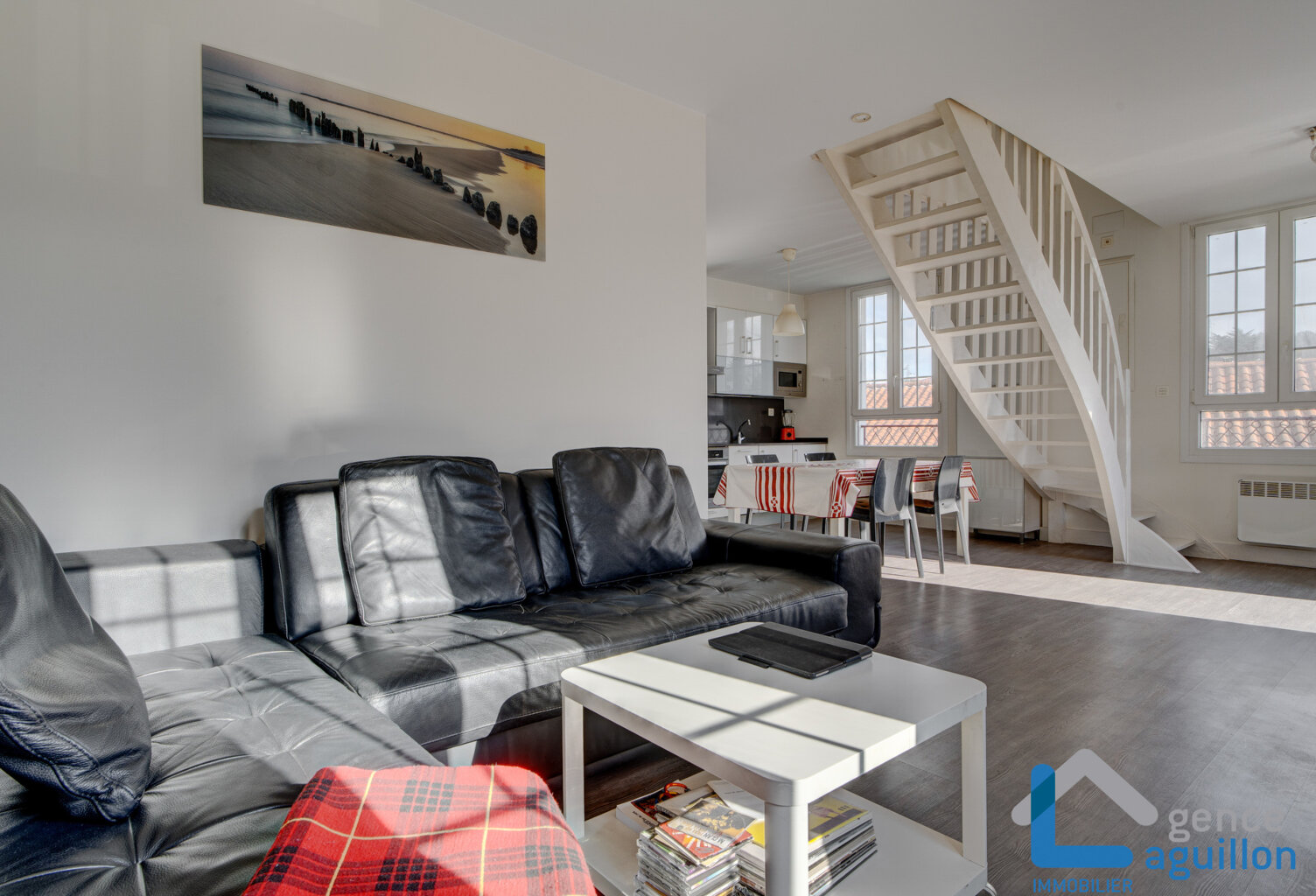 APPARTEMENT 4 PIECES AVEC GARAGE ET TERRASSE EN CENTRE VILLE — photo 1