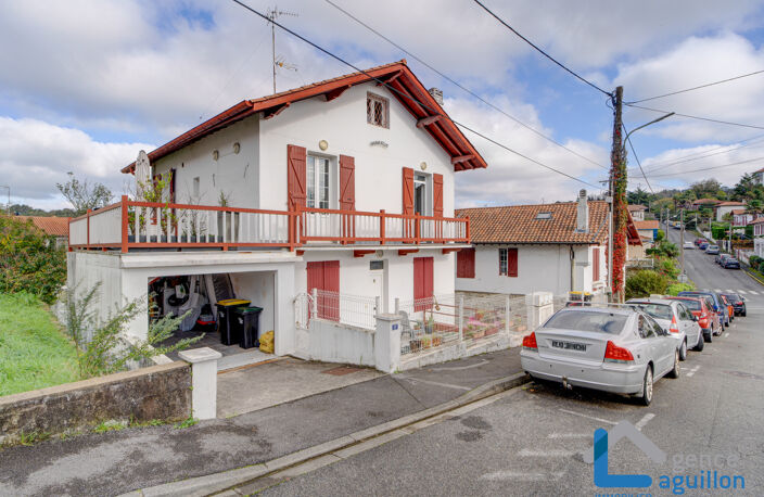 APPARTEMENT 4 PIECES AVEC GARAGE ET TERRASSE EN CENTRE VILLE — photo 2