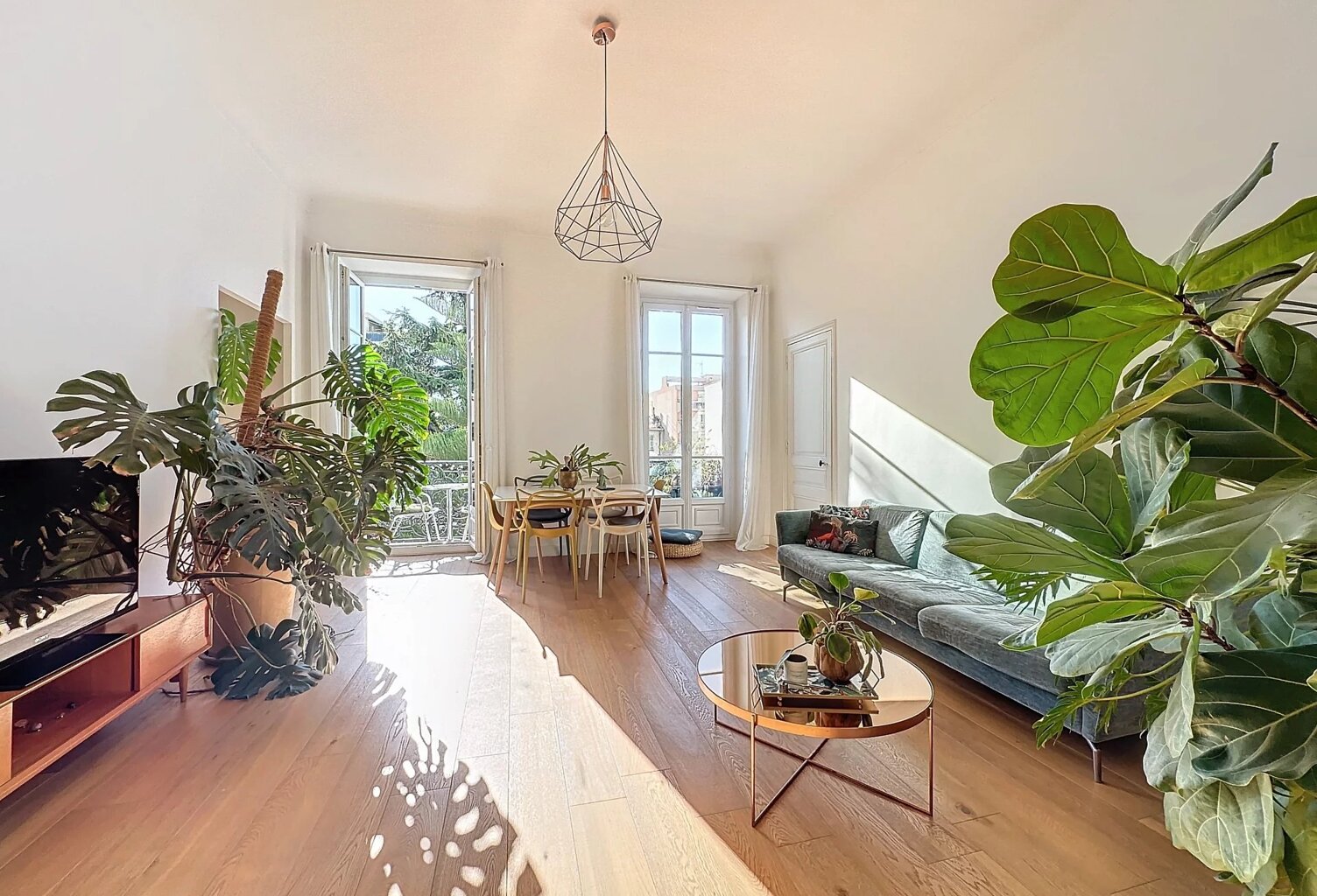 F5 NICE - LIBÉRATION - BALCON - BOURGEOIS — photo 1