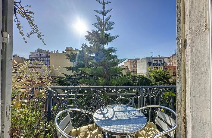 F5 NICE - LIBÉRATION - BALCON - BOURGEOIS — photo 3
