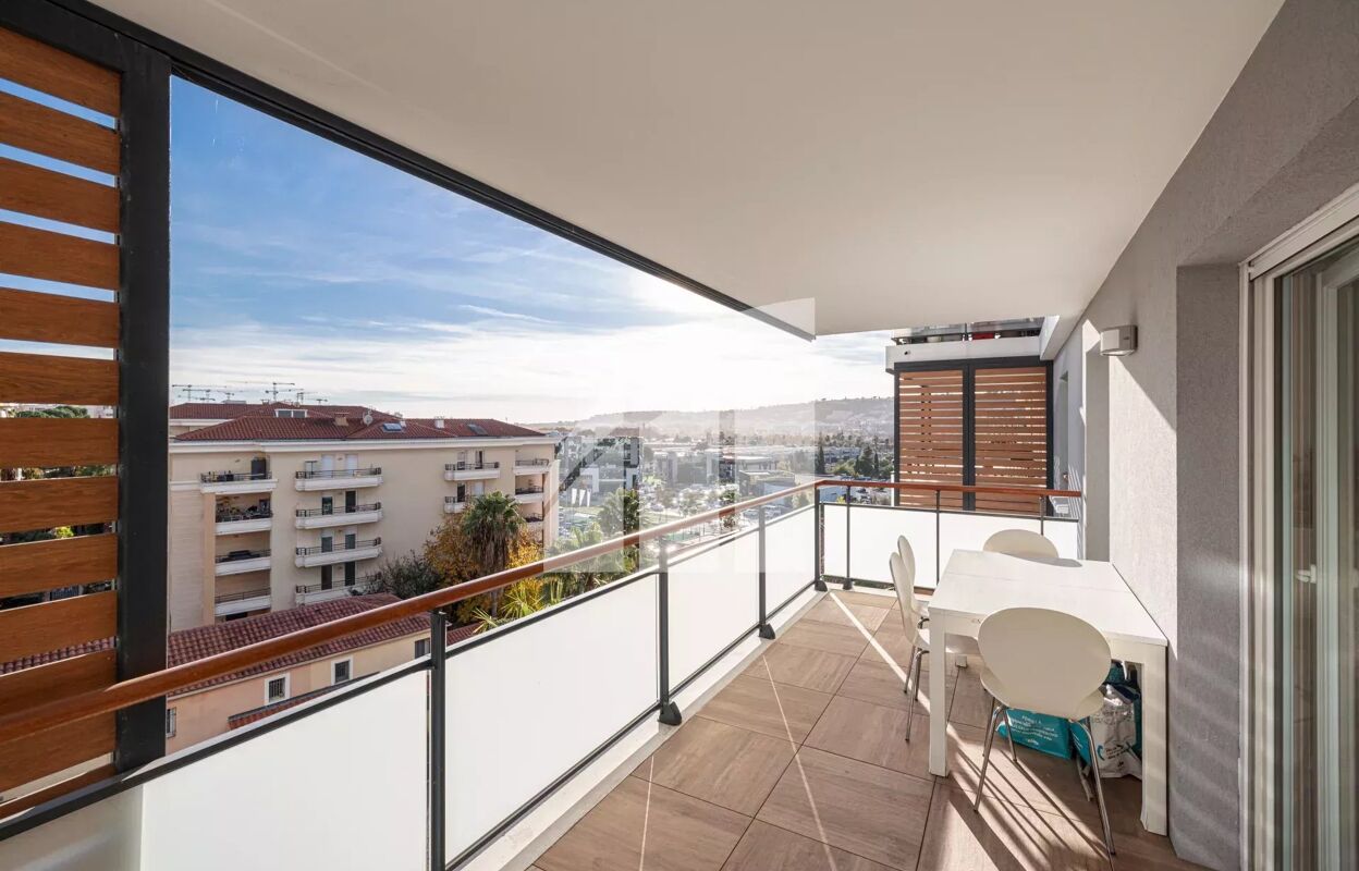 appartement 3 pièces 64 m2 à vendre à Nice (06200)