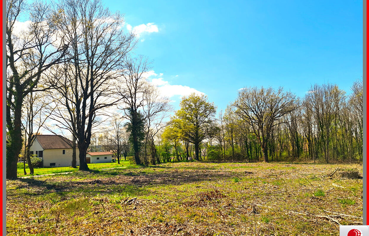 terrain  pièces 1777 m2 à vendre à Saint-Étienne-de-Vicq (03300)