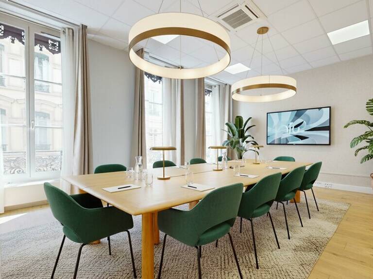 BUREAUX à LOUER — photo 1