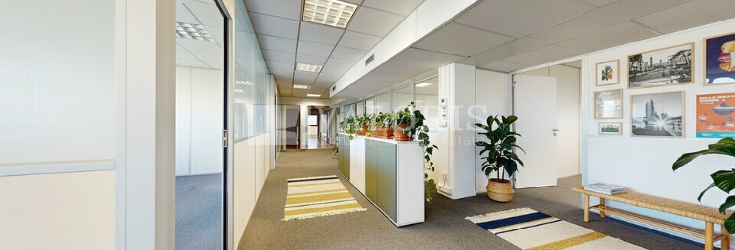 Bureau  273 m² à louer à Lyon 6 (69006)