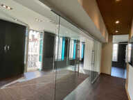 Lyon 2, le standing de la Presqu'ile ; Plateau complet de bureaux ; 2 portes palières et 3 expositions. — photo 2