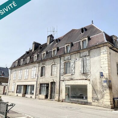 Maison 17 pièces 79000 €