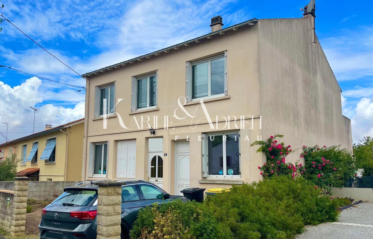 maison 9 pièces 174 m2 à vendre à Fontenay-le-Comte (85200)