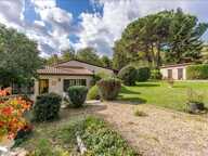 Maison en pierre de 6 pièces principales — photo 2