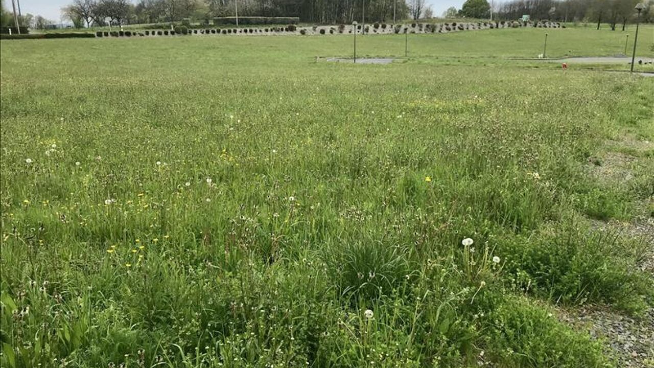 terrain  pièces 1070 m2 à vendre à Saint-Sornin-Lavolps (19230)