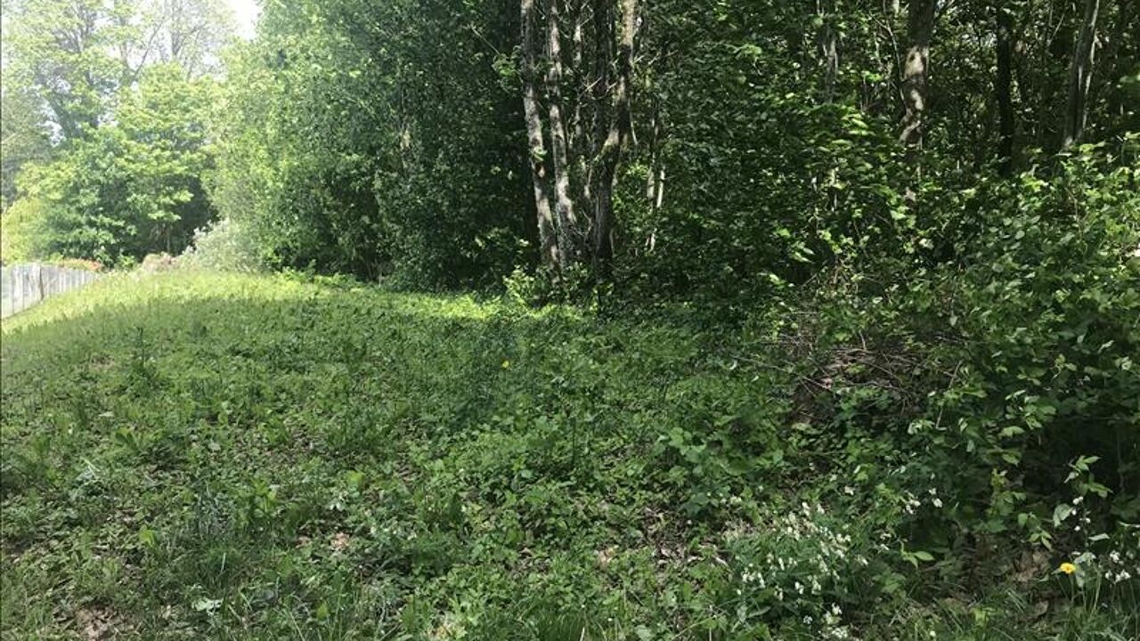 terrain  pièces 3000 m2 à vendre à Saint-Sornin-Lavolps (19230)