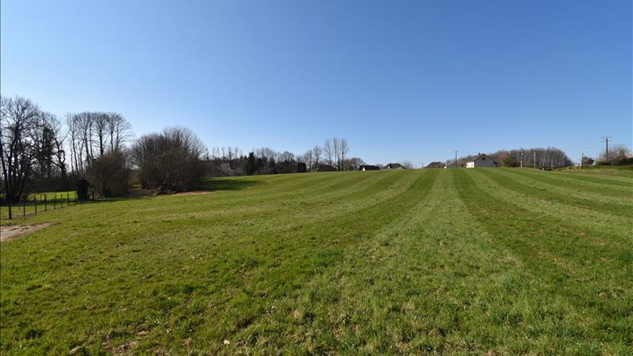 terrain  pièces 12800 m2 à vendre à Saint-Sornin-Lavolps (19230)