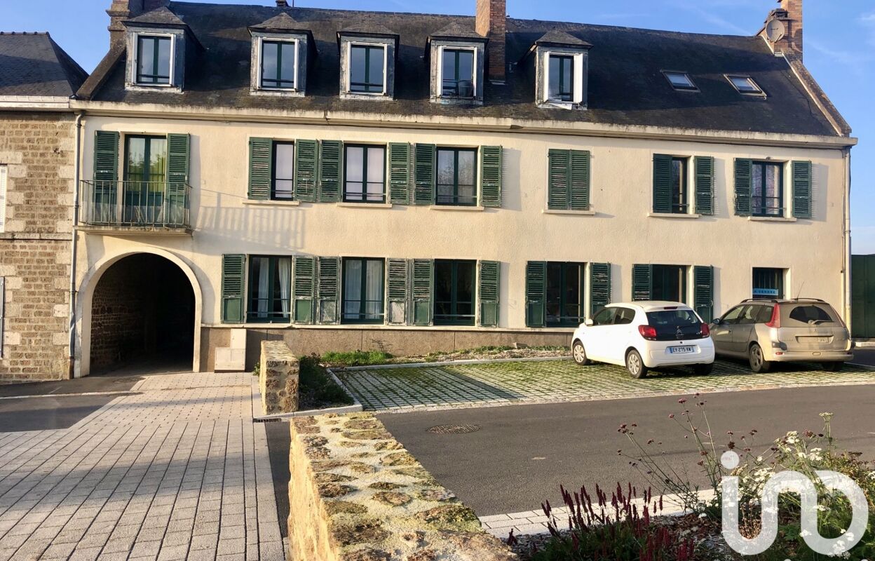 immeuble  pièces 575 m2 à vendre à Lassay-les-Châteaux (53110)