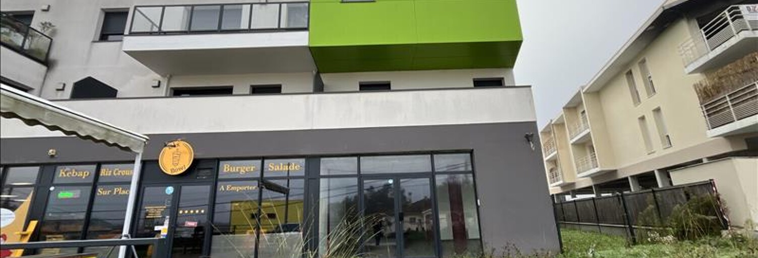 Immeuble   m² à vendre à Pompignac (33370)