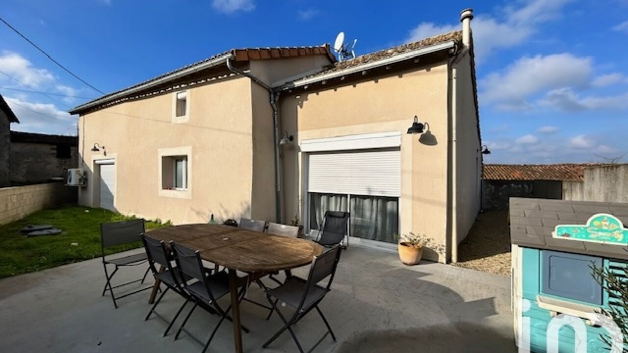 maison 5 pièces 131 m2 à vendre à La Chapelle-Bertrand (79200)