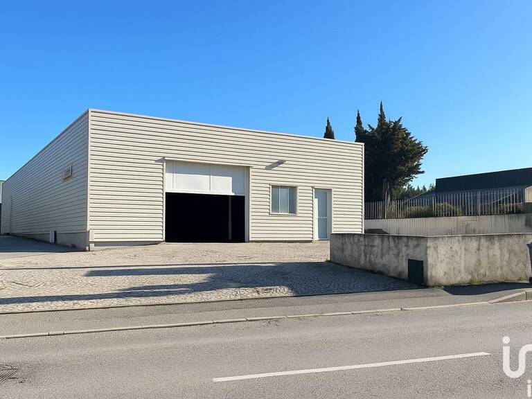 Vente Local d'activités 245 m&sup2; — photo 1