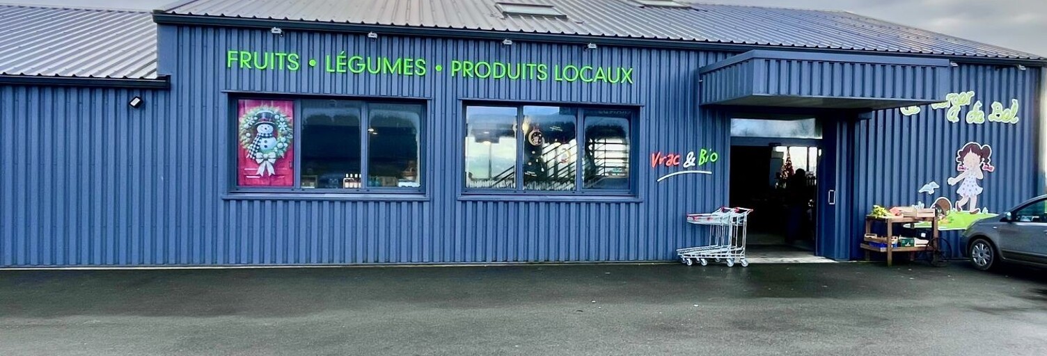 Commerce  360 m² à vendre à Uzel (22460)