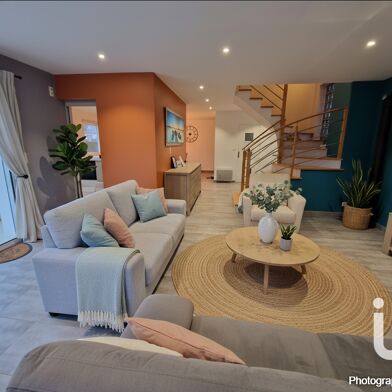 Maison 5 pièces 465000 €