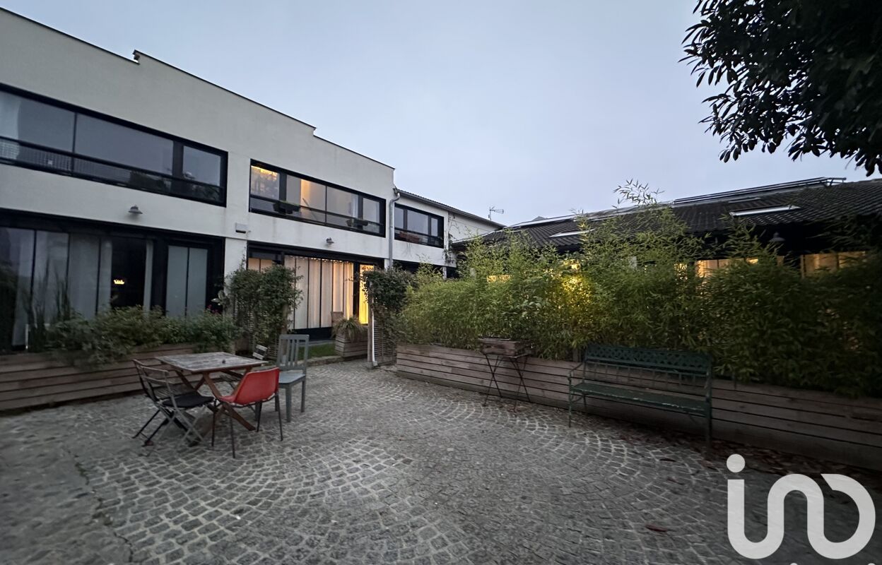 immeuble  pièces 426 m2 à vendre à Pantin (93500)