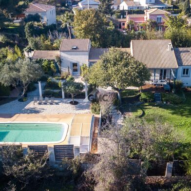 Maison 9 pièces 599000 €