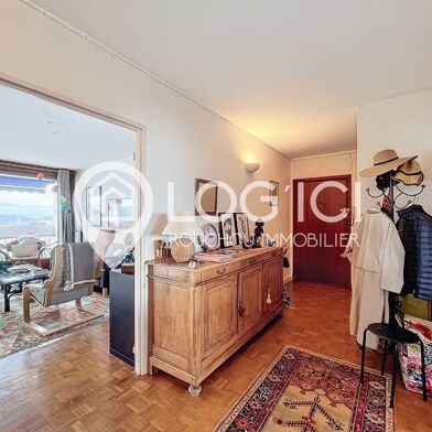 Appartement 4 pièces 159000 €