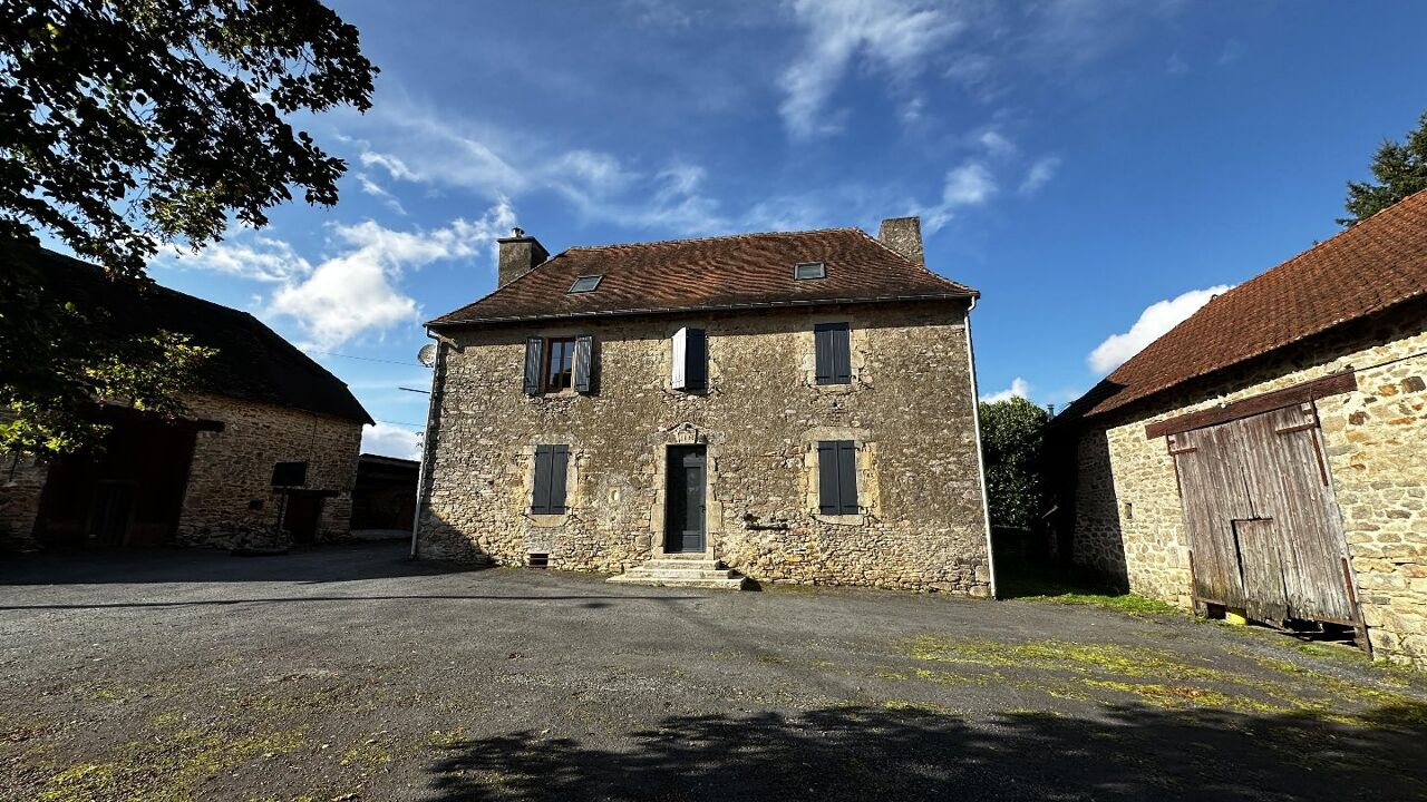 maison 6 pièces 155 m2 à vendre à Saint-Yrieix-la-Perche (87500)