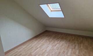 Immeuble  420 m² à vendre à Saint-Sulpice-Laurière (87370)