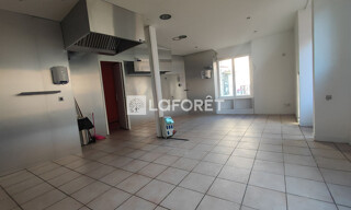 Immeuble  106 m² à vendre à Saint-Marcellin-en-Forez (42680)