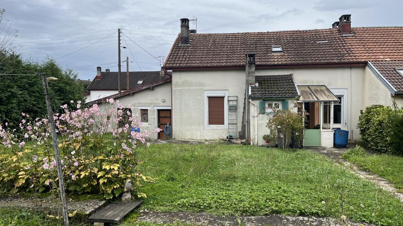 maison 4 pièces 90 m2 à vendre à L'Isle-sur-le-Doubs (25250)