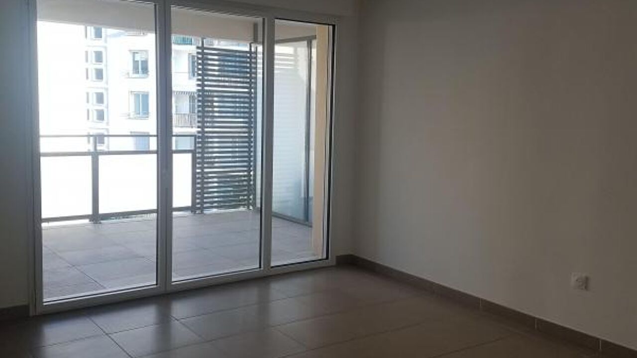 appartement 3 pièces 63 m2 à louer à Nîmes (30000)