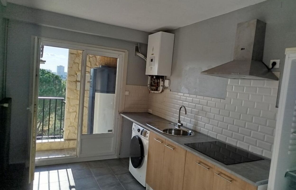 appartement 3 pièces 60 m2 à louer à Nîmes (30000)