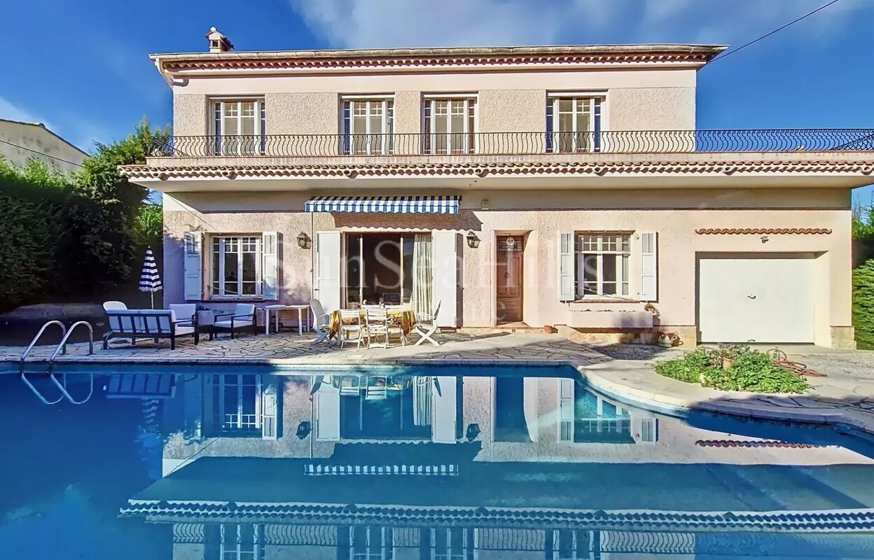 maison 7 pièces 168 m2 à vendre à Antibes (06600)