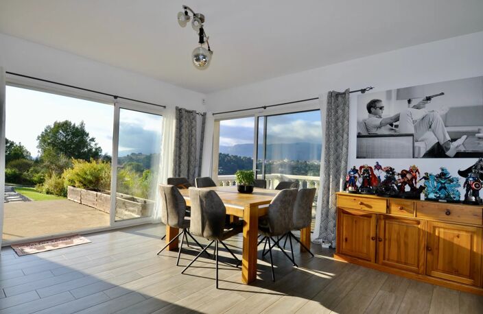 Villa avec piscine et vue panoramique — photo 3