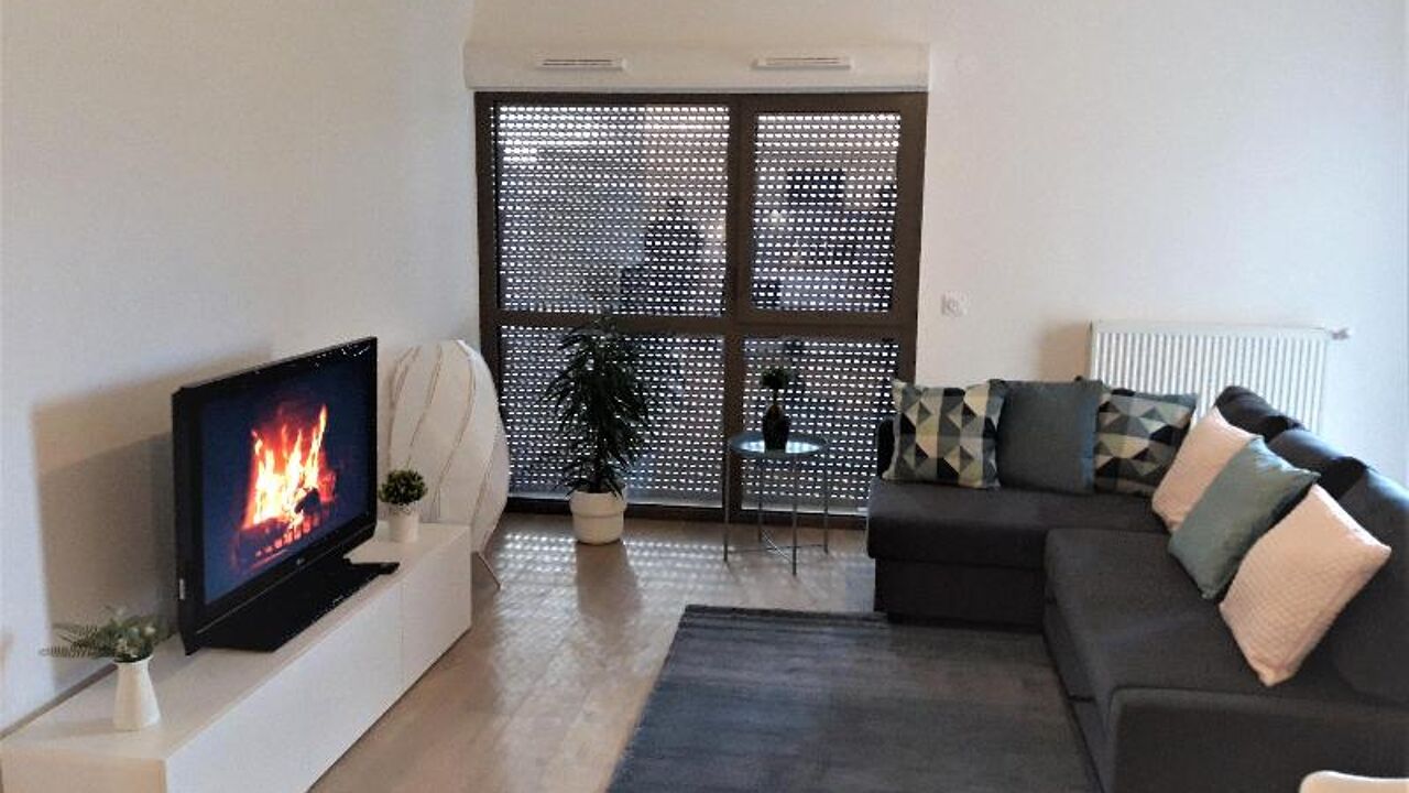 appartement 4 pièces 84 m2 à louer à Bordeaux (33800)