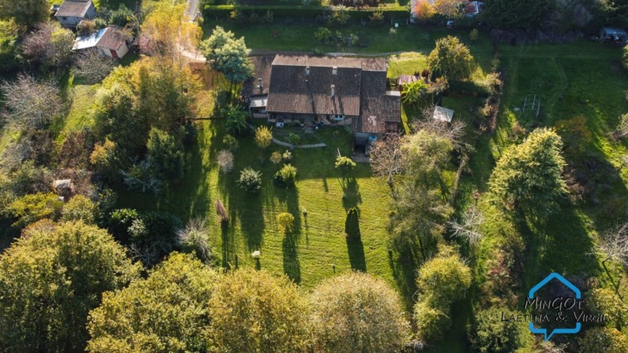 maison 7 pièces 167 m2 à vendre à La Chapelle-Gonaguet (24350)