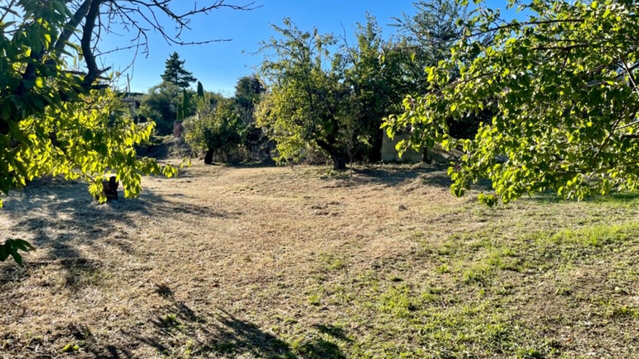 terrain  pièces 800 m2 à vendre à Apt (84400)