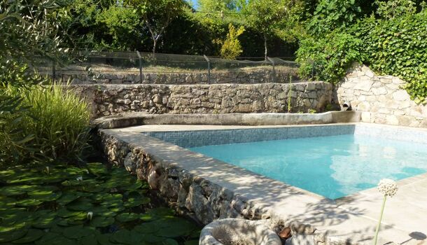 Villa / Maison 9 pièces  à vendre Cotignac 83570