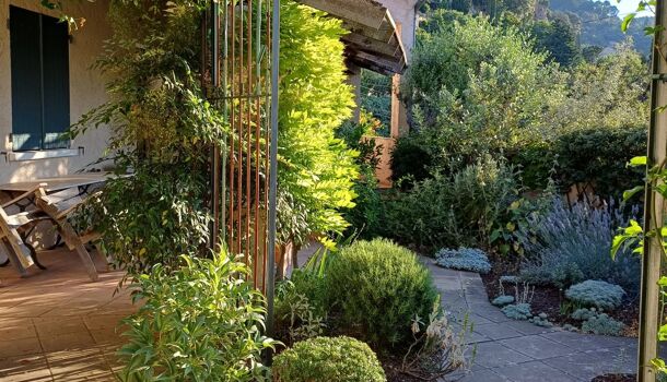 Villa / Maison 9 pièces  à vendre Cotignac 83570