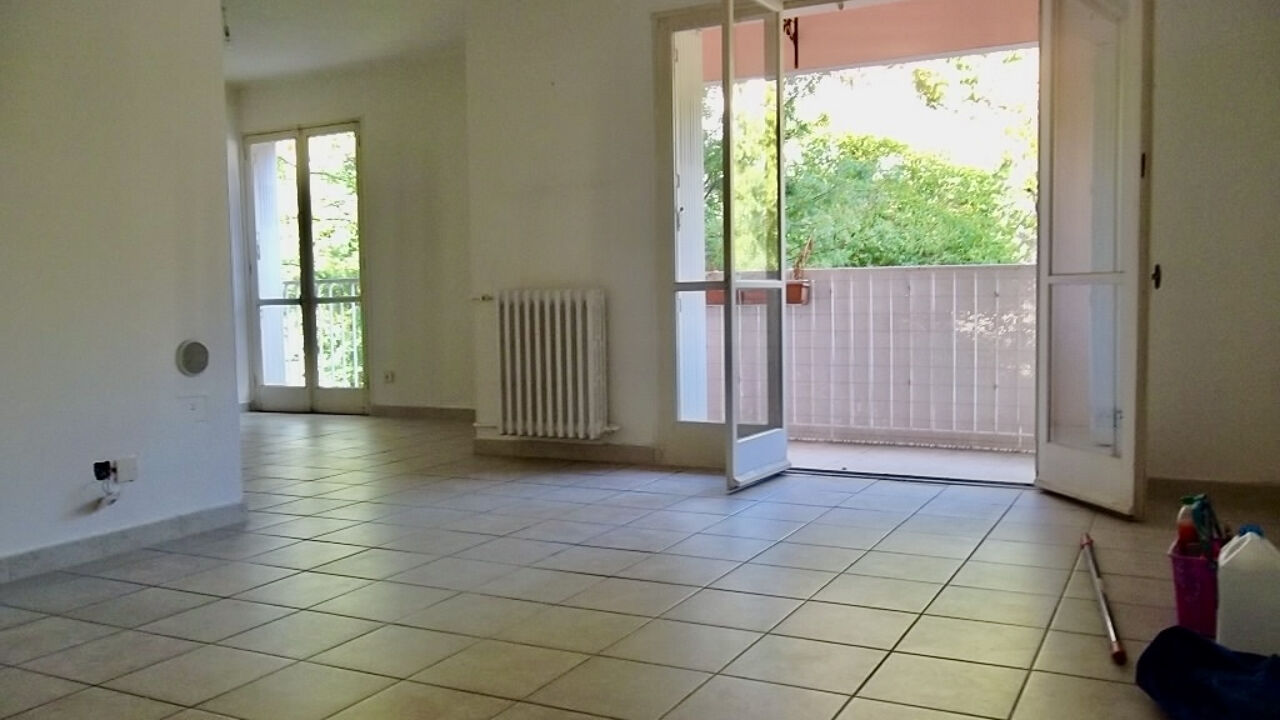 appartement 3 pièces 73 m2 à vendre à Hyères (83400)