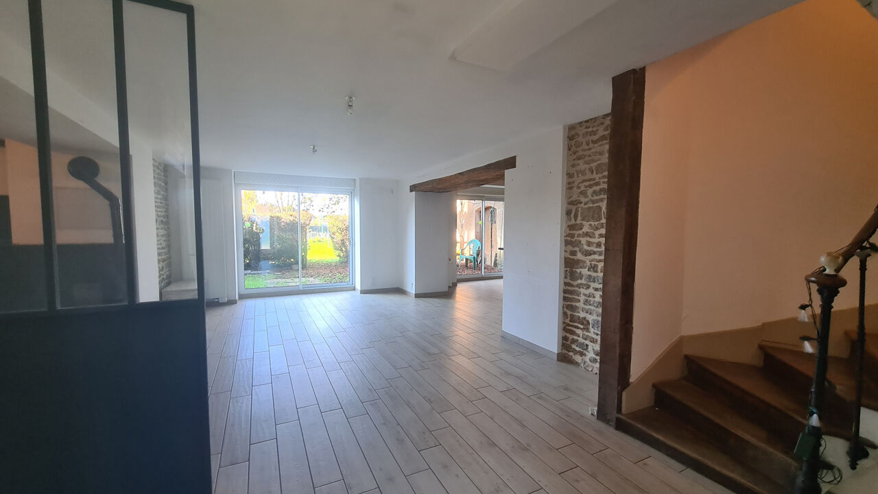 maison 7 pièces 185 m2 à vendre à Rougemont (25680)